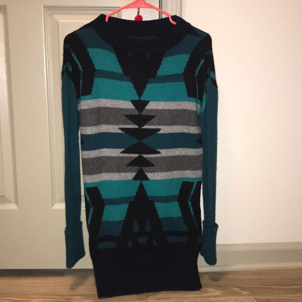 L.A.M.B. Sweater Dress/Long sweater